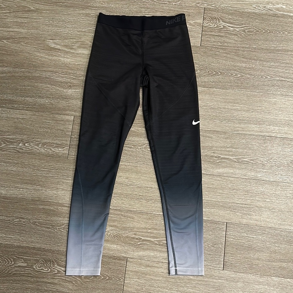 Nike Black and Gray Gradient Leggings